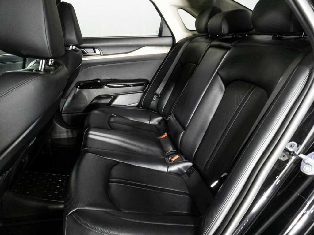 Купить Kia K5 с пробегом. Фото: #9