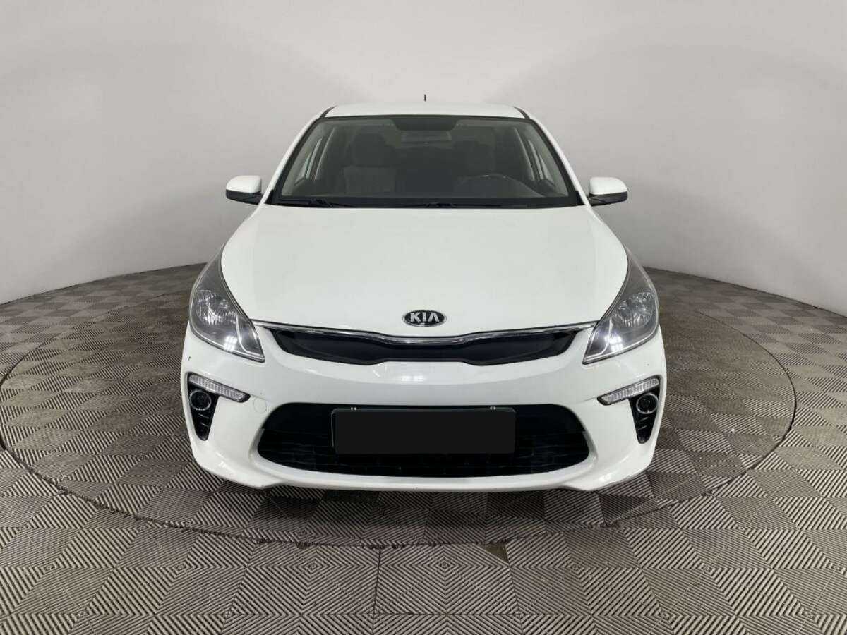 Купить Kia Rio с пробегом. Фото: #1