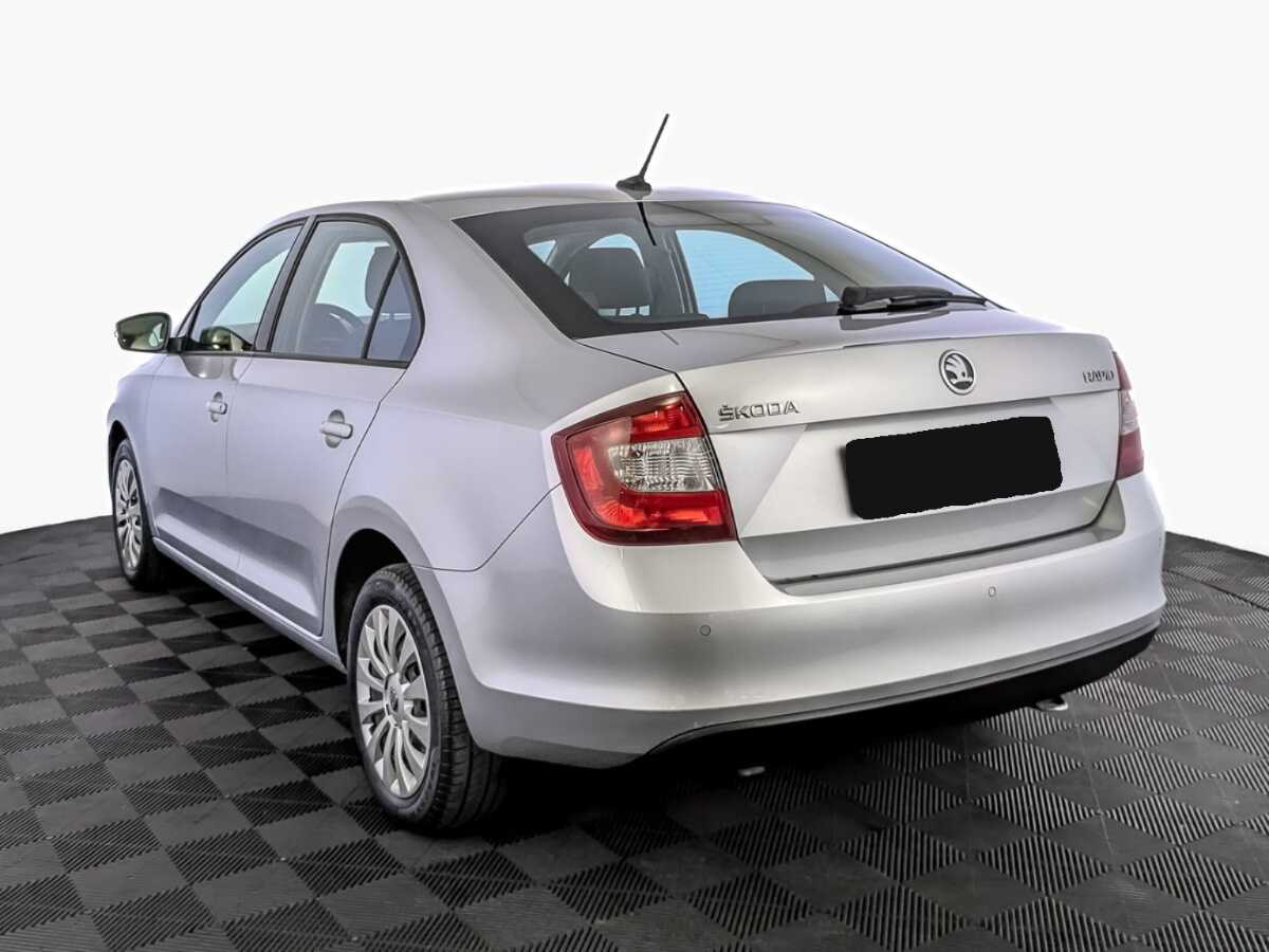 Купить Skoda Rapid с пробегом. Фото: #6