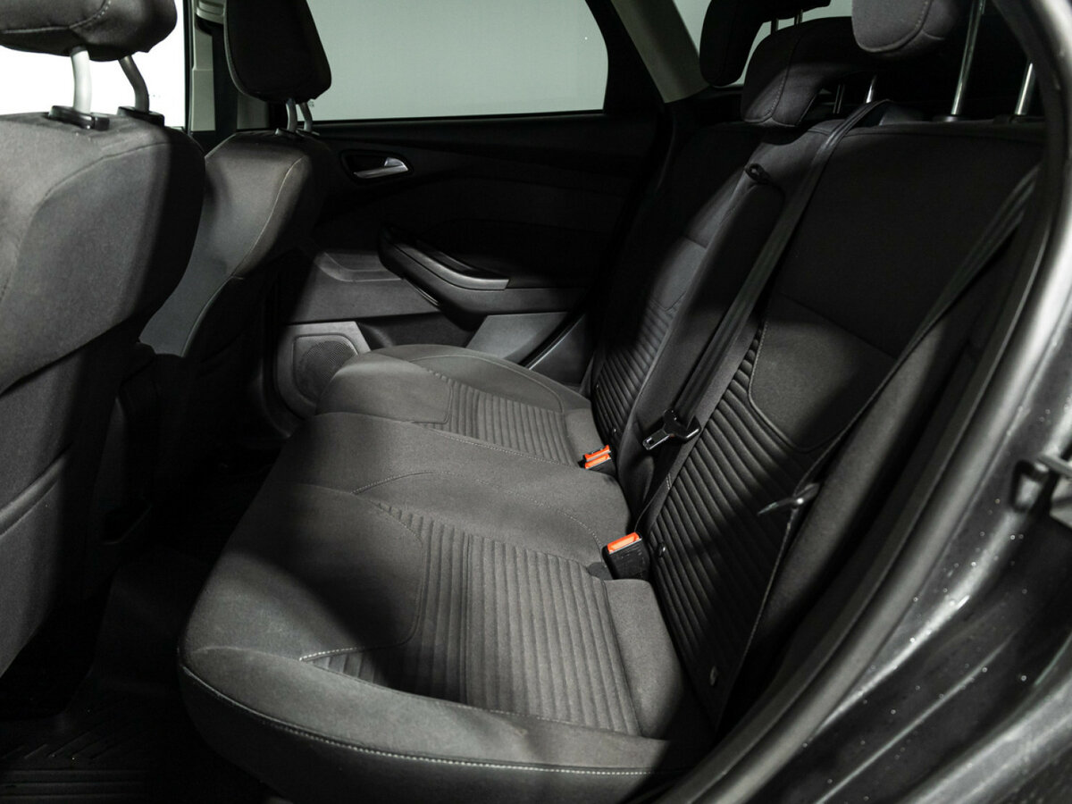 Купить Ford Focus с пробегом. Фото: #9