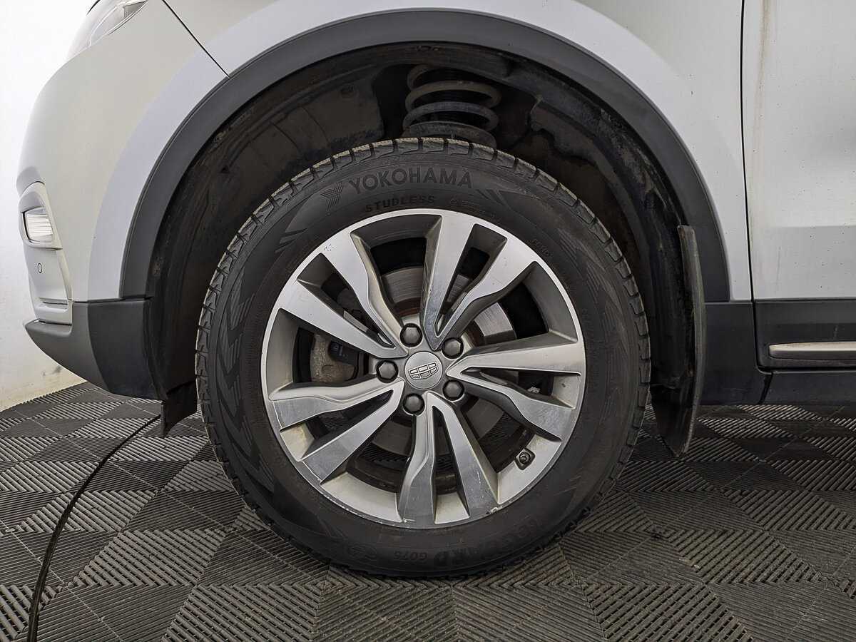 Купить Geely Atlas с пробегом. Фото: #11