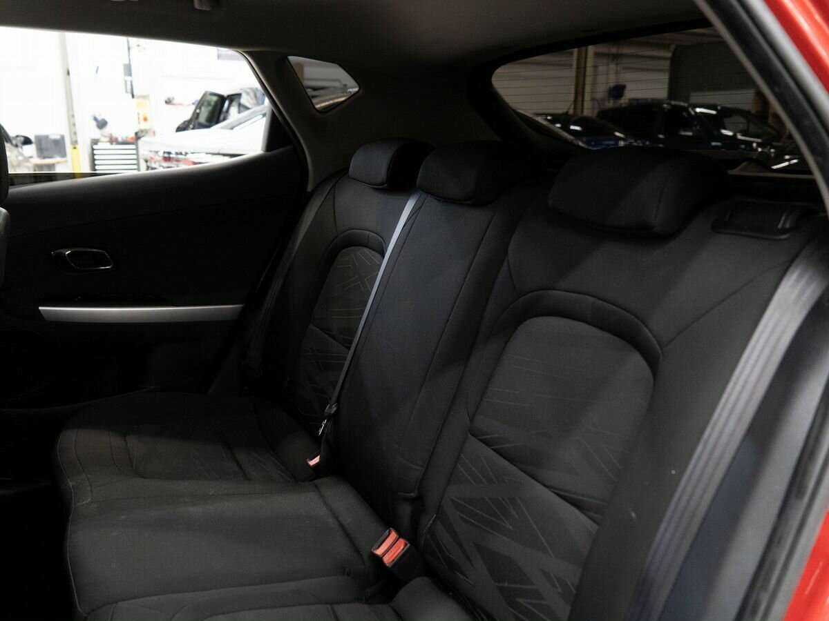 Купить Kia Ceed с пробегом. Фото: #6