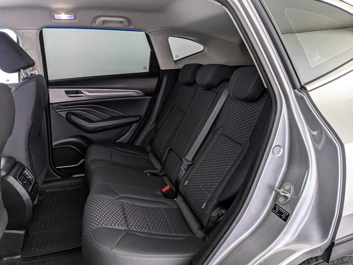 Купить Haval F7 с пробегом. Фото: #13