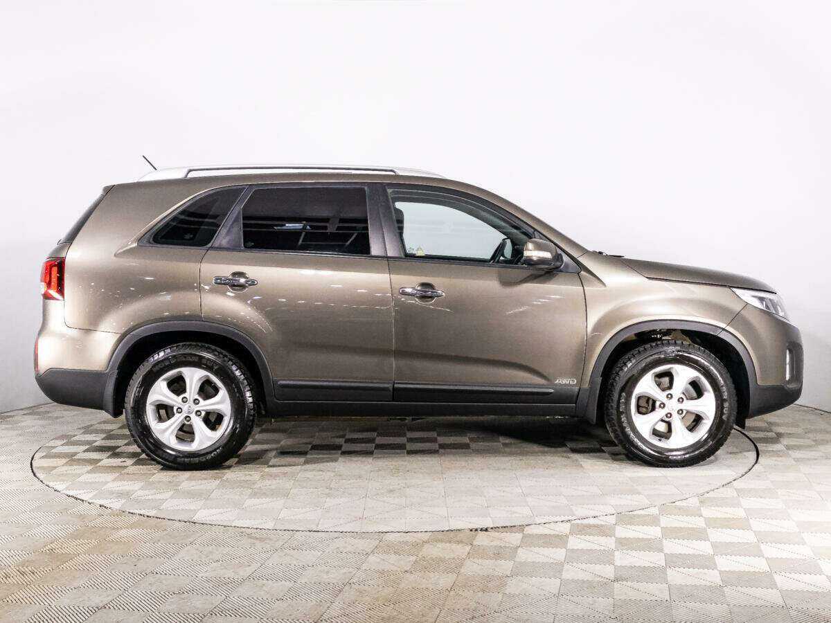Купить Kia Sorento с пробегом. Фото: #3