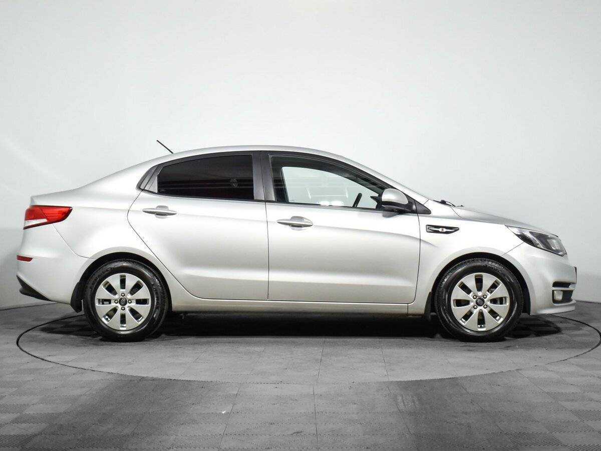 Купить Kia Rio с пробегом. Фото: #3