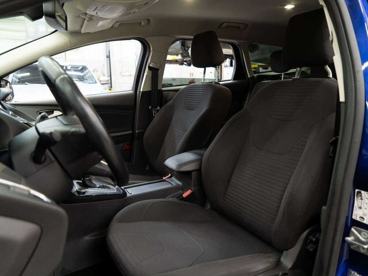 Купить Ford Focus с пробегом. Фото: #5
