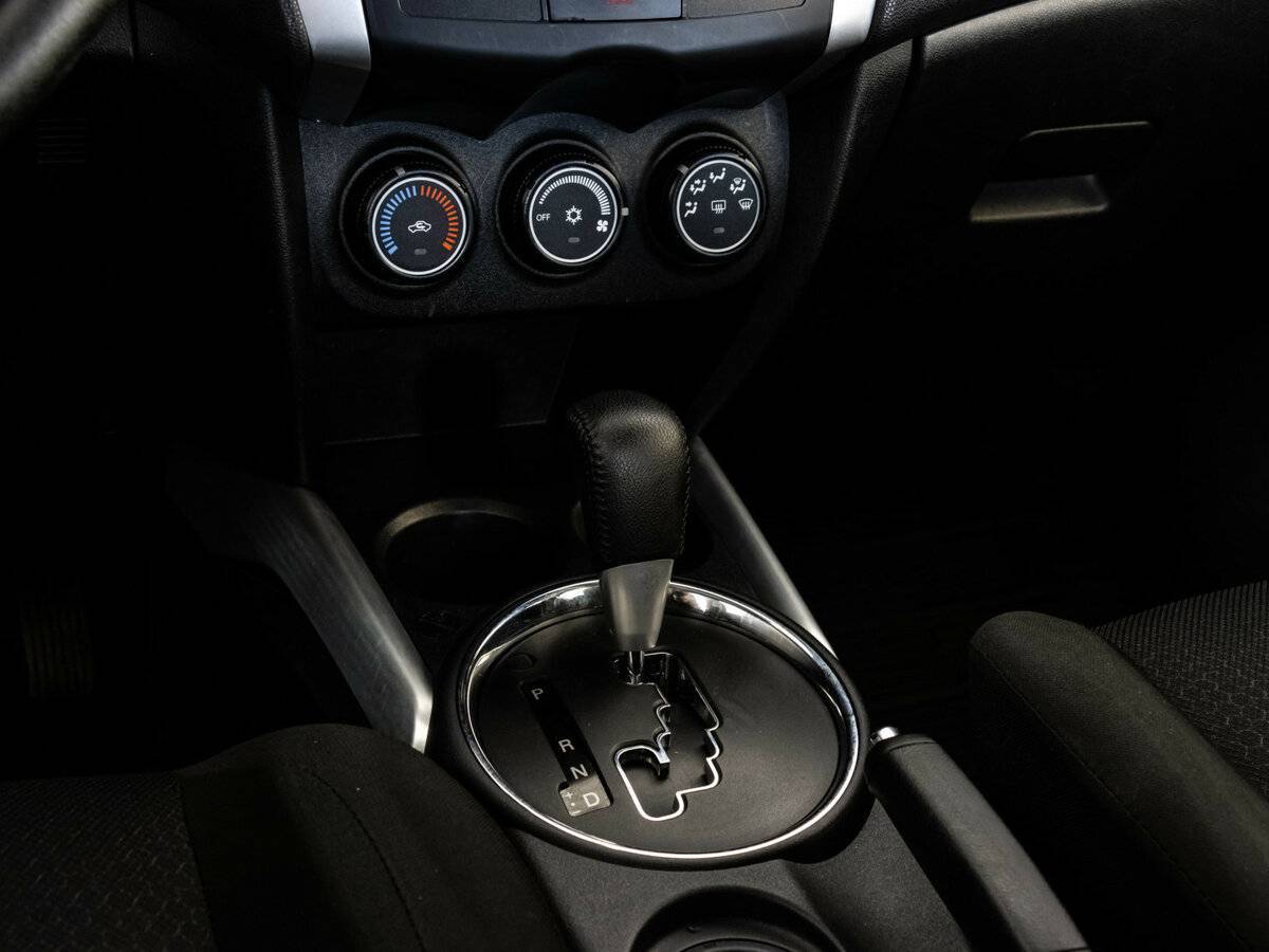 Купить Mitsubishi ASX с пробегом. Фото: #9