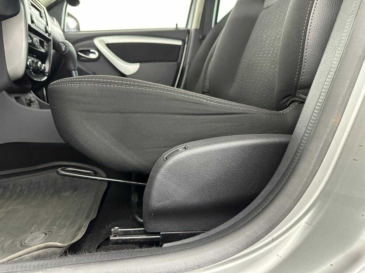 Купить Nissan Terrano с пробегом. Фото: #9