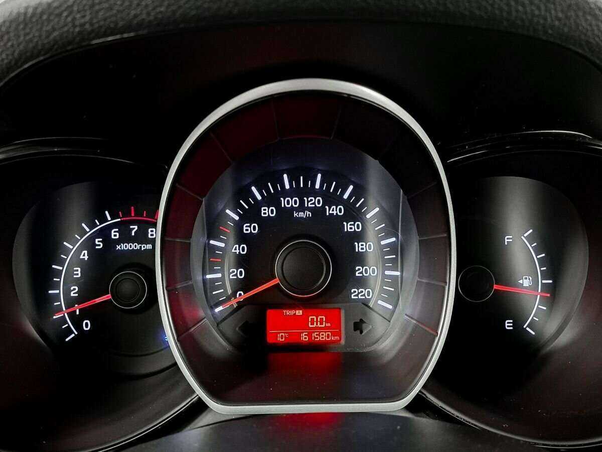 Купить Kia Rio с пробегом. Фото: #10