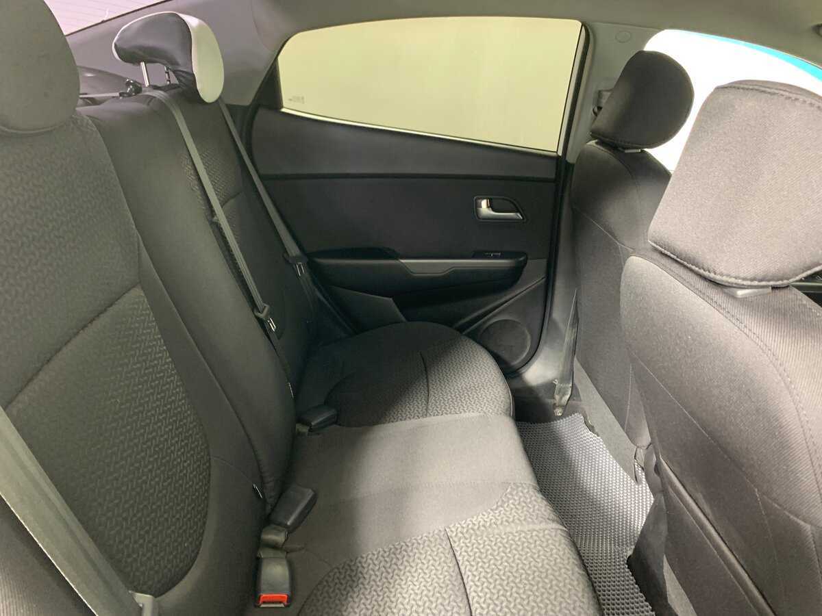 Купить Kia Rio с пробегом. Фото: #17