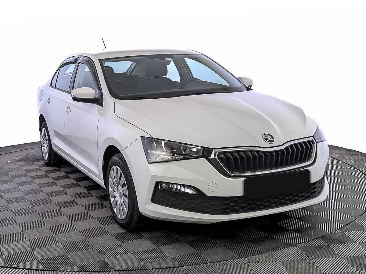 Купить Skoda Rapid с пробегом. Фото: #2