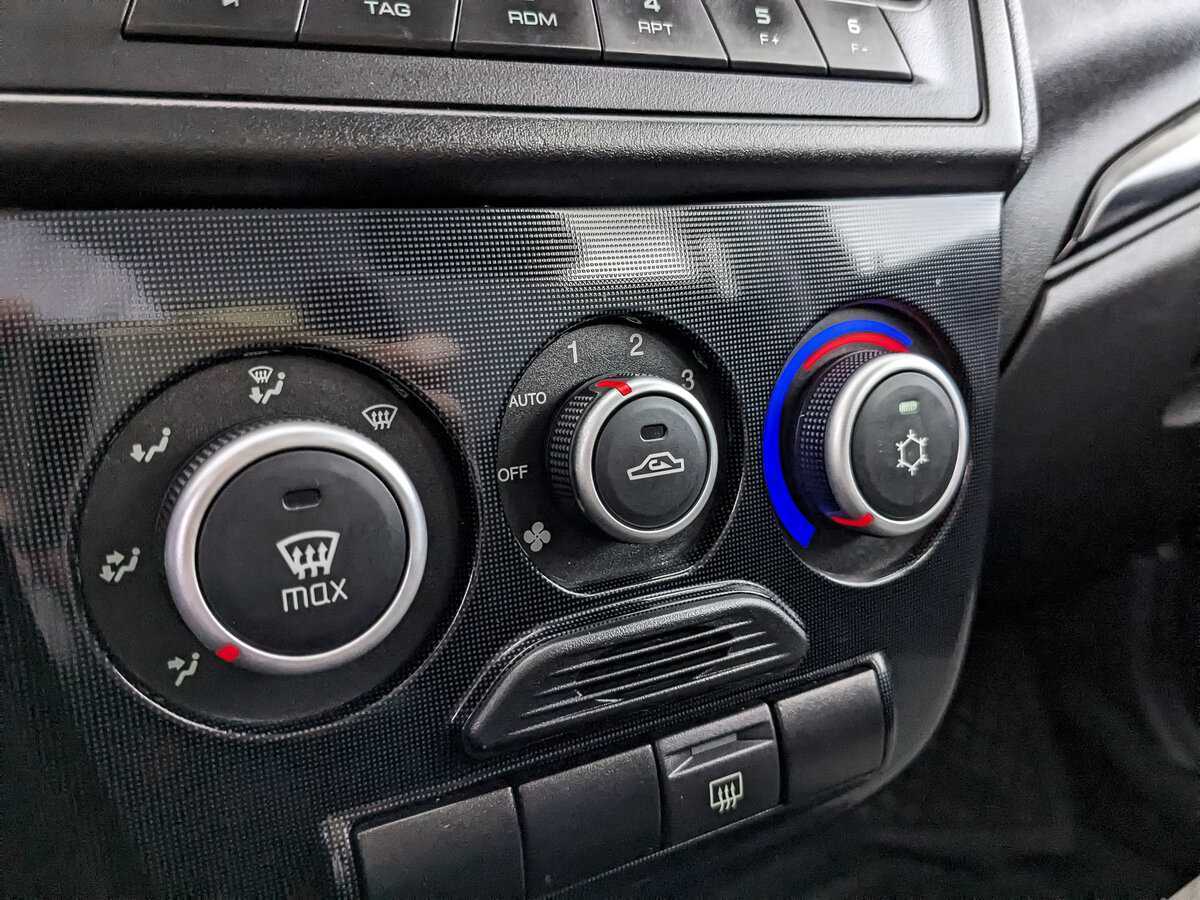 Купить Lada (ВАЗ) Kalina с пробегом. Фото: #16