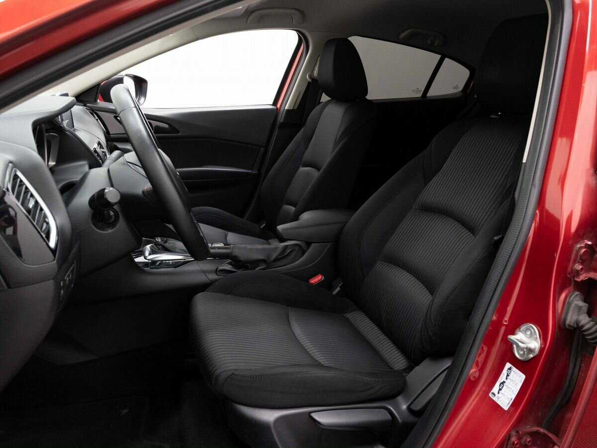 Купить Mazda 3 с пробегом. Фото: #7