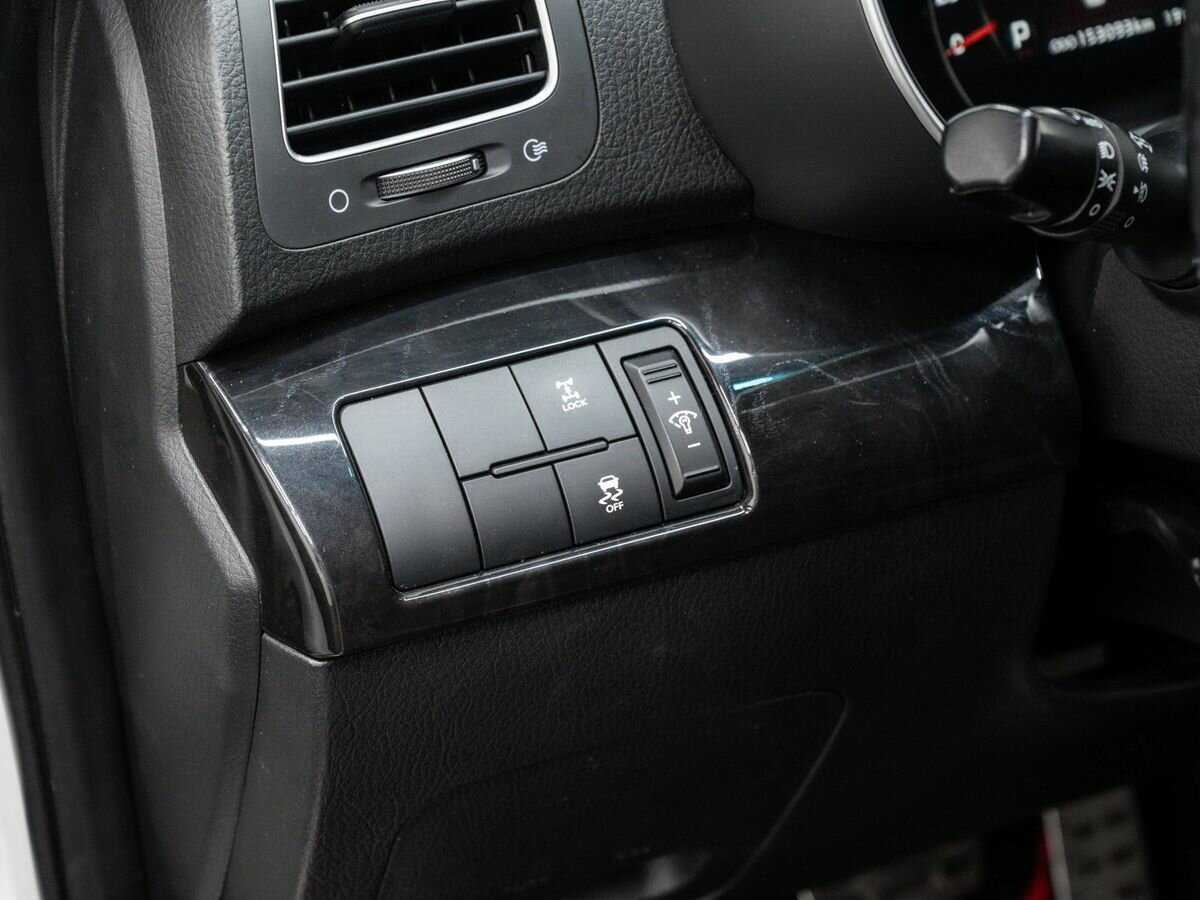 Купить Kia Sorento с пробегом. Фото: #15