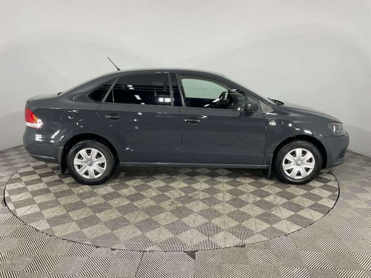 Купить Volkswagen Polo с пробегом. Фото: #3