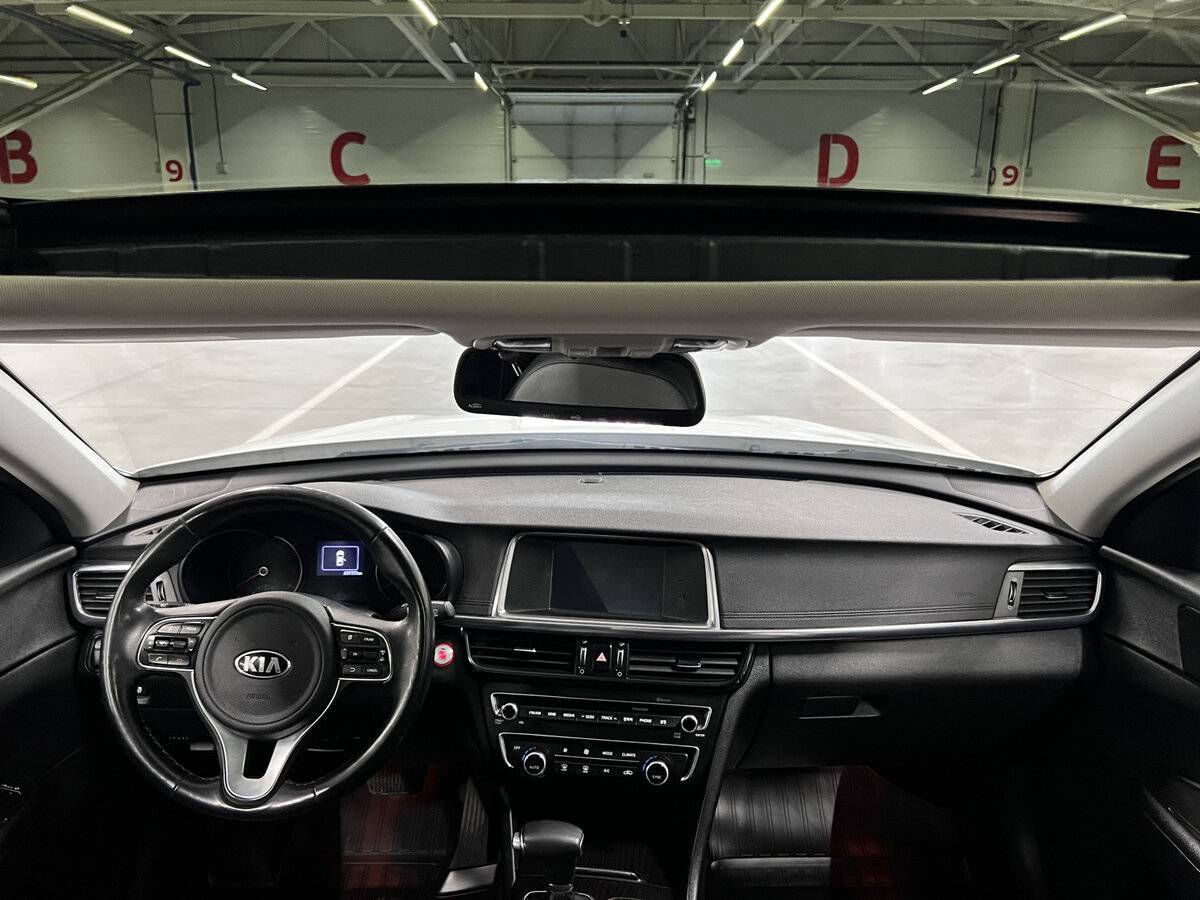 Купить Kia K5 с пробегом. Фото: #13