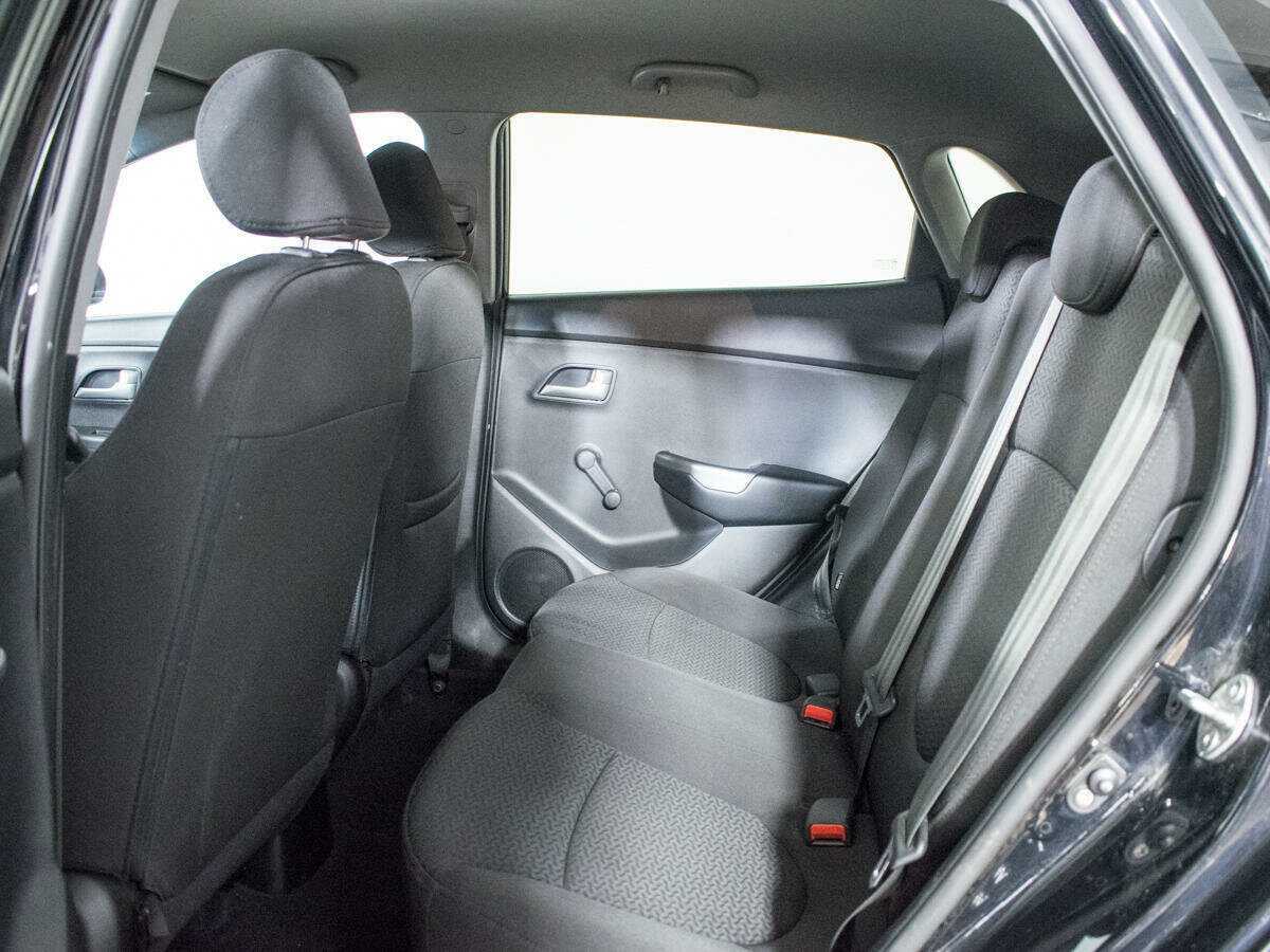 Купить Kia Rio с пробегом. Фото: #9