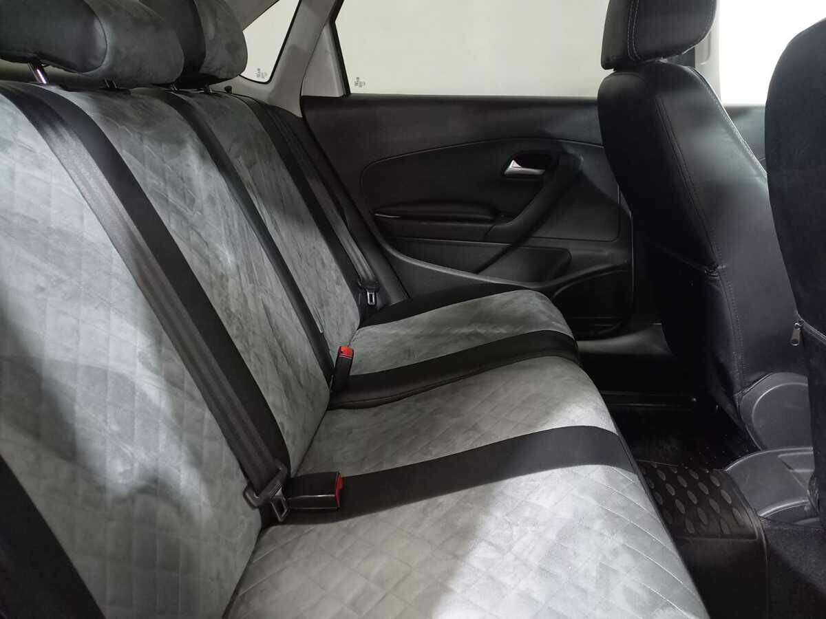 Купить Volkswagen Polo с пробегом. Фото: #10