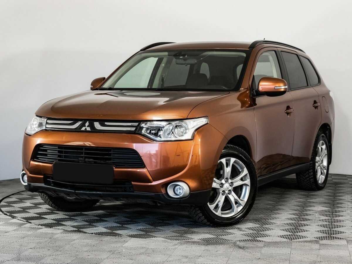 Купить Mitsubishi Outlander с пробегом. Посмотреть фото