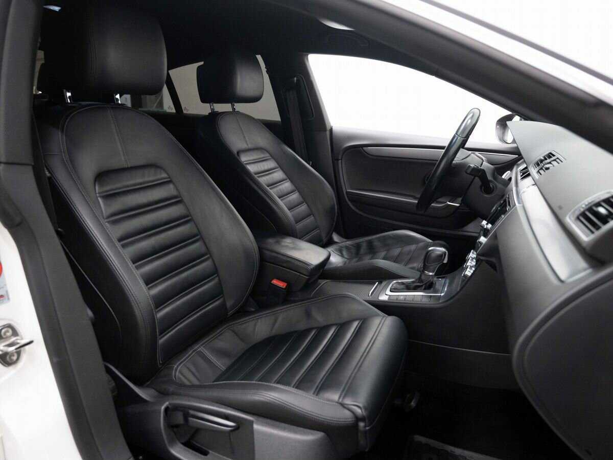 Купить Volkswagen Passat CC с пробегом. Фото: #11