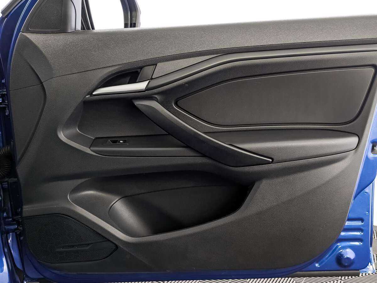 Купить Lada (ВАЗ) Vesta с пробегом. Фото: #24