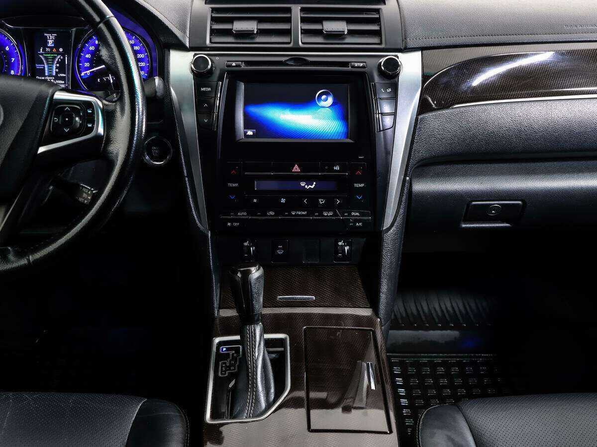 Купить Toyota Camry с пробегом. Фото: #14