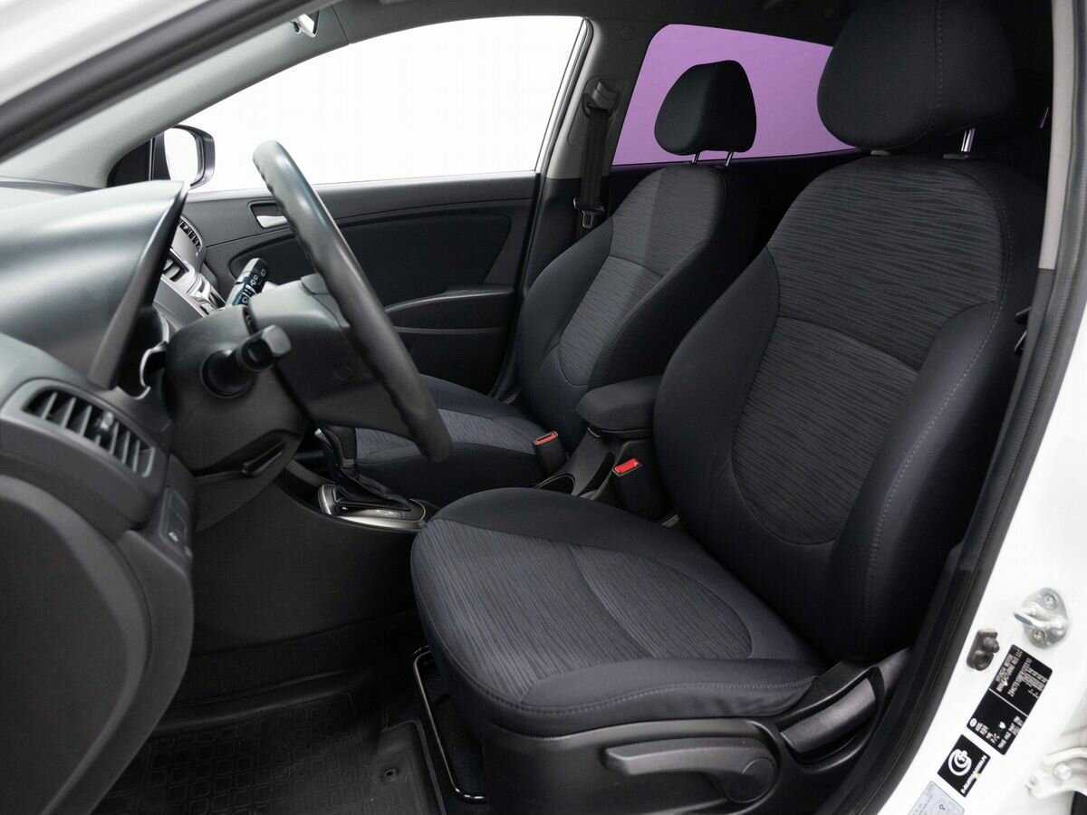 Купить Hyundai Solaris с пробегом. Фото: #7