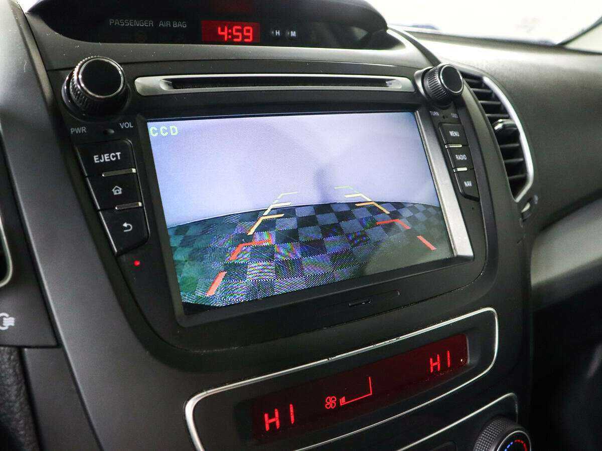 Купить Kia Sorento с пробегом. Фото: #10