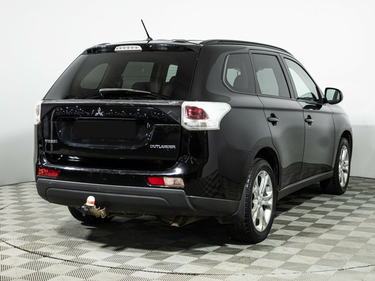 Купить Mitsubishi Outlander с пробегом. Фото: #4