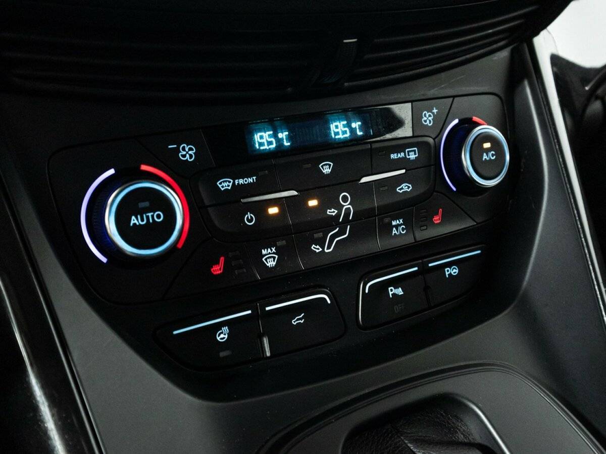 Купить Ford Kuga с пробегом. Фото: #14