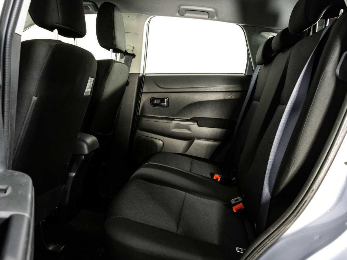 Купить Mitsubishi ASX с пробегом. Фото: #11