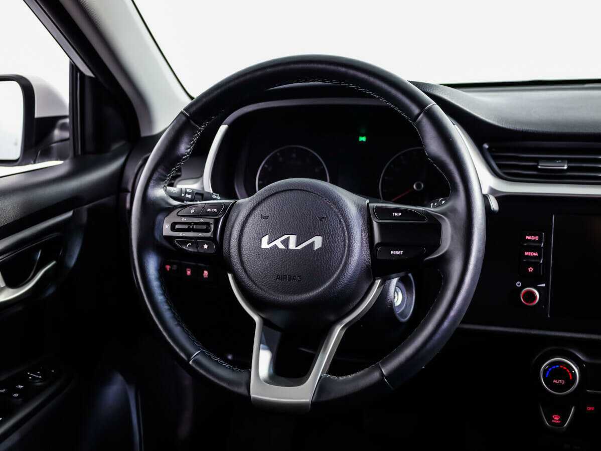Купить Kia Rio с пробегом. Фото: #9