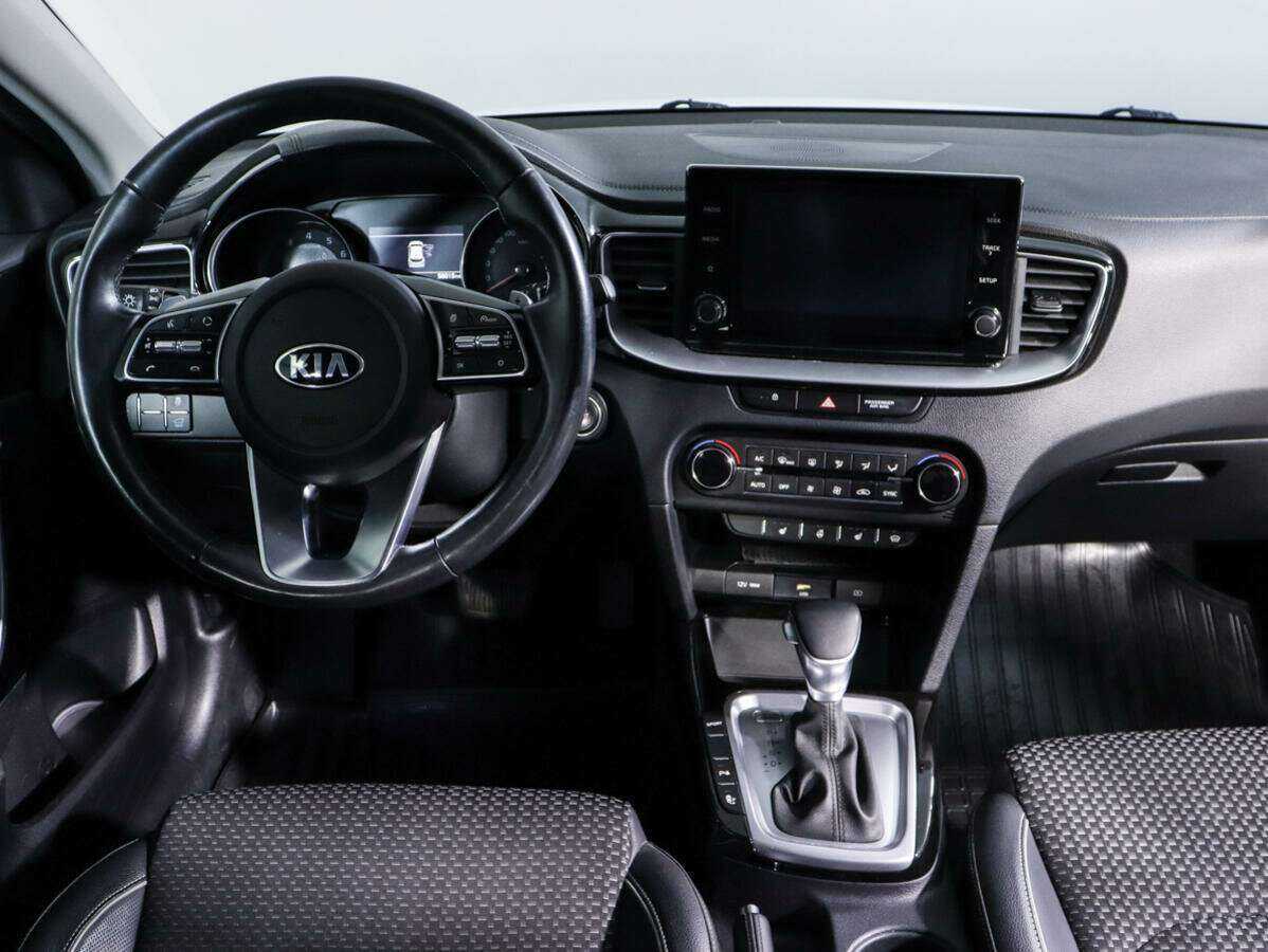 Купить Kia XCeed с пробегом. Фото: #9