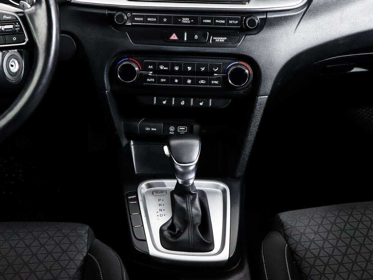 Купить Kia Ceed с пробегом. Фото: #13
