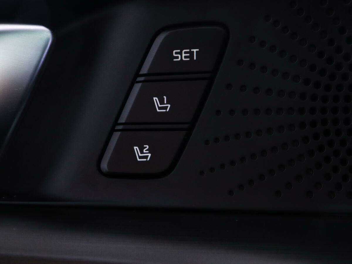 Купить Kia K5 с пробегом. Фото: #17