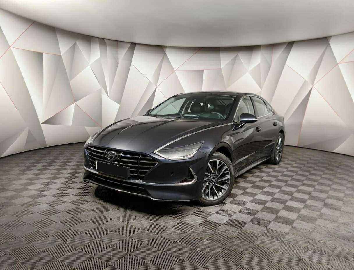Купить Hyundai Sonata с пробегом. Посмотреть фото