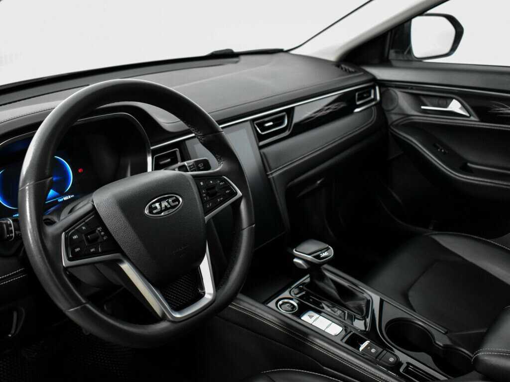 Купить JAC J7 с пробегом. Фото: #8