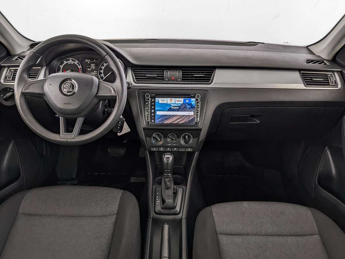 Купить Skoda Rapid с пробегом. Фото: #9