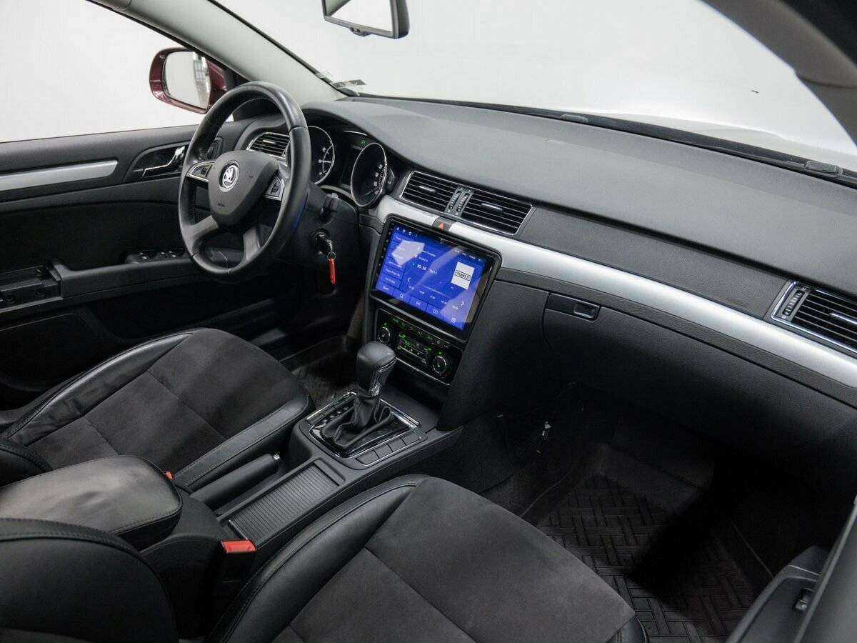 Купить Skoda Superb с пробегом. Фото: #6