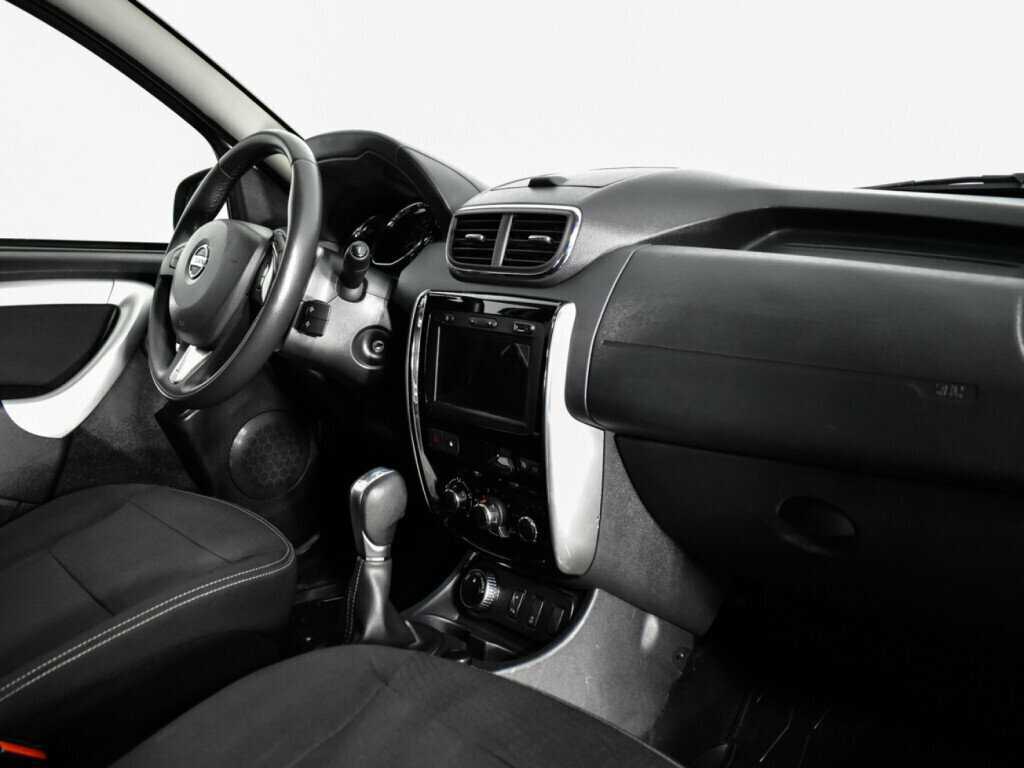Купить Nissan Terrano с пробегом. Фото: #8