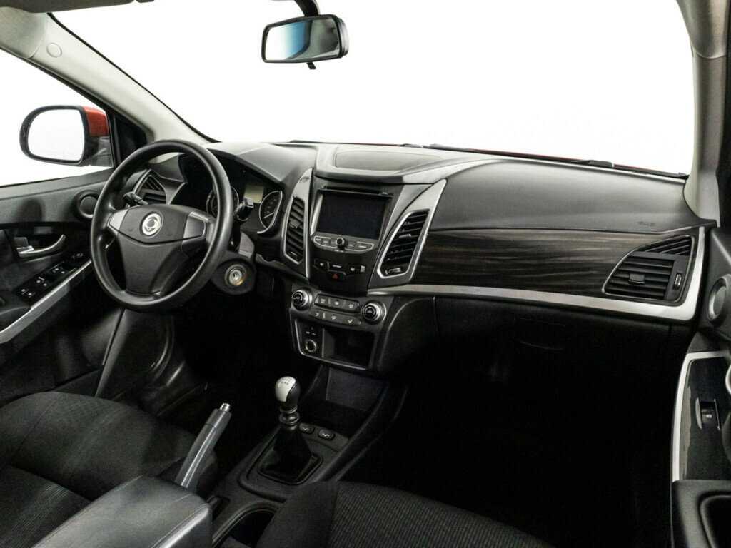 Купить SsangYong Actyon с пробегом. Фото: #8