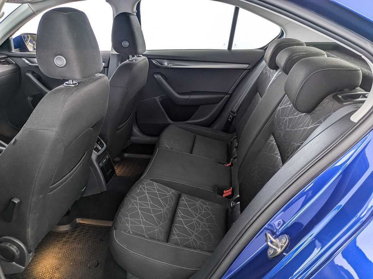 Купить Skoda Octavia с пробегом. Фото: #13