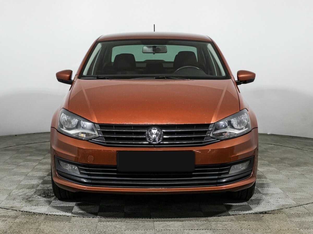 Купить Volkswagen Polo с пробегом. Фото: #1