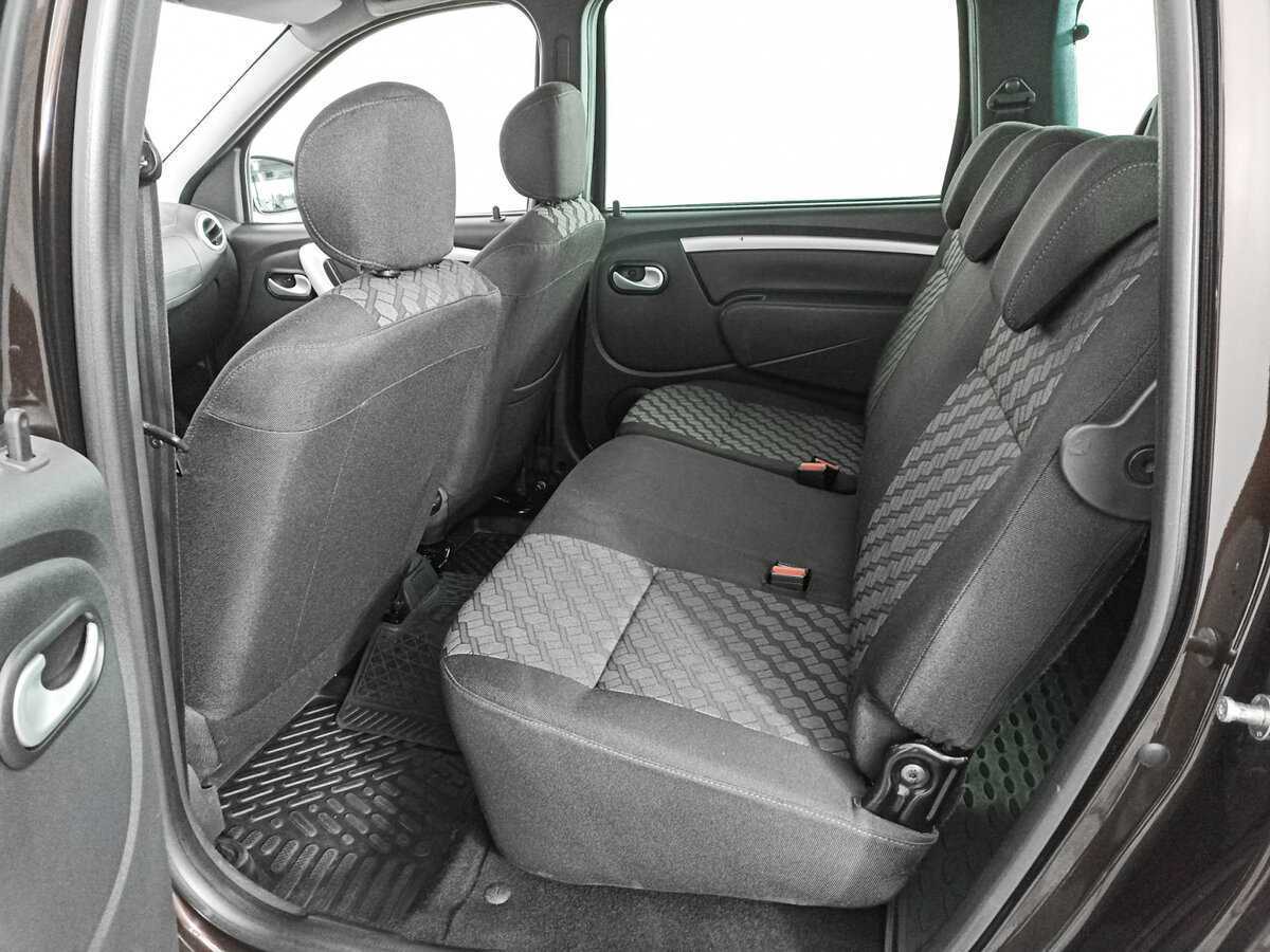 Купить Lada (ВАЗ) Largus с пробегом. Фото: #6