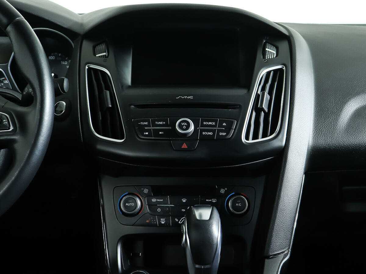 Купить Ford Focus с пробегом. Фото: #10