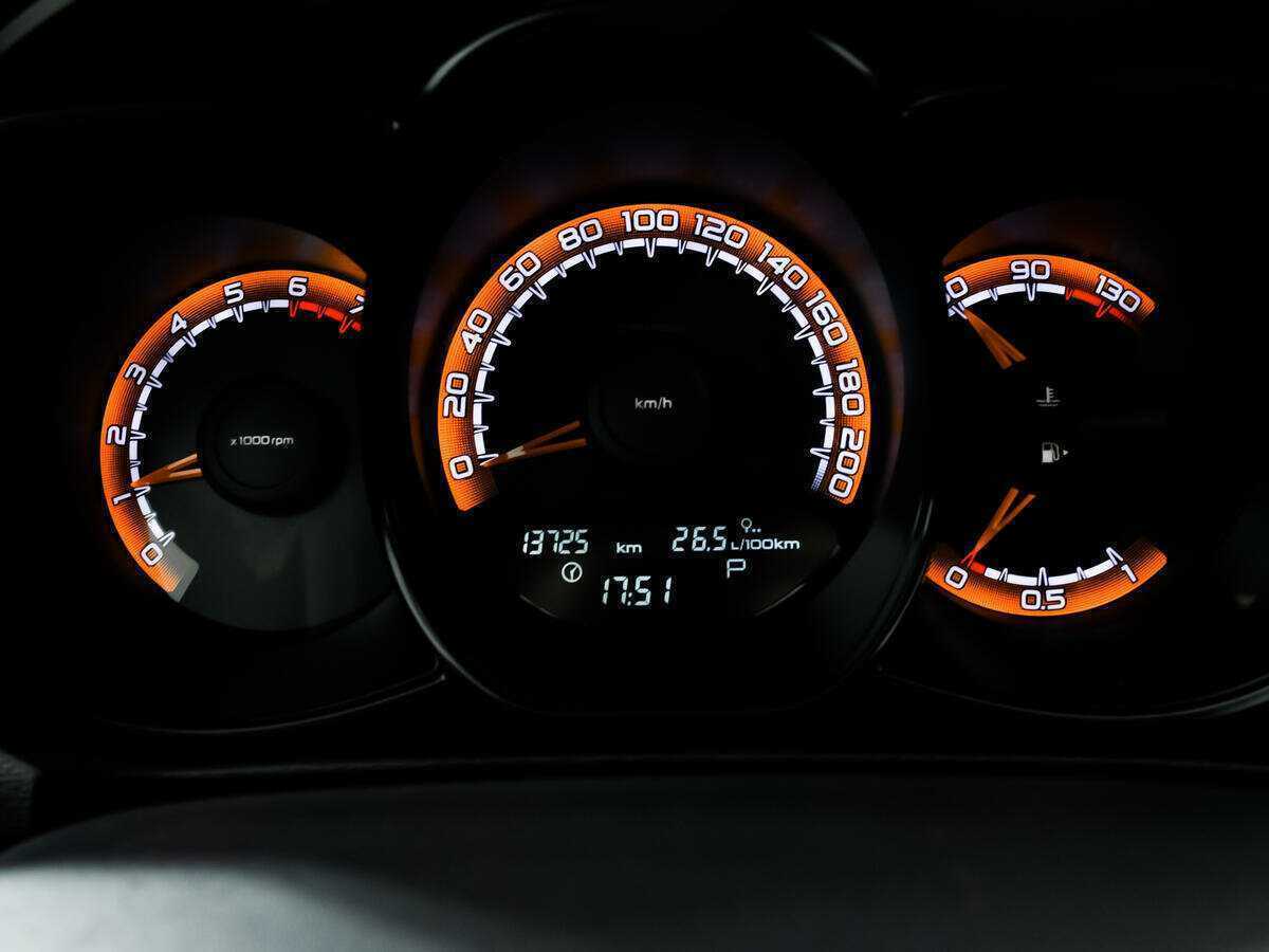 Купить Lada (ВАЗ) Vesta с пробегом. Фото: #9