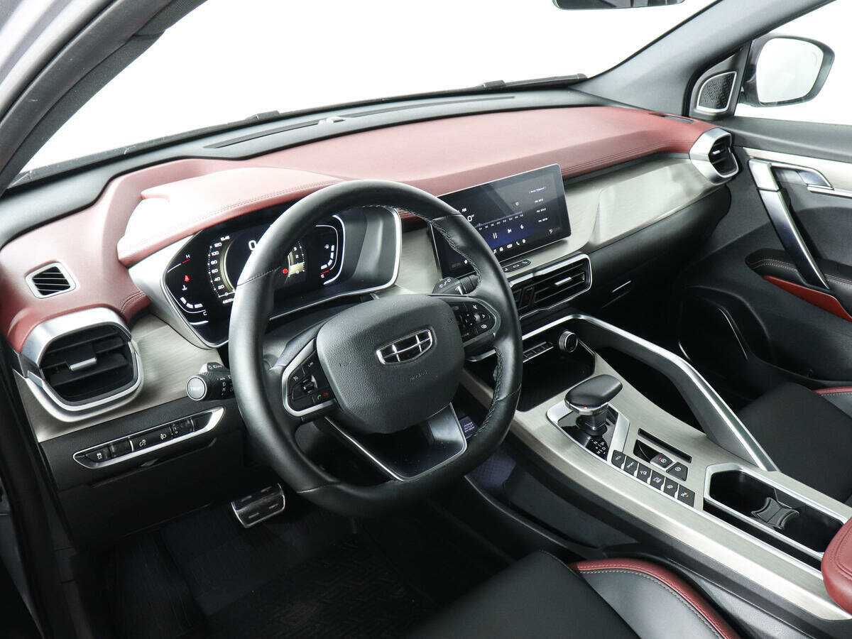 Купить Geely Coolray с пробегом. Фото: #8