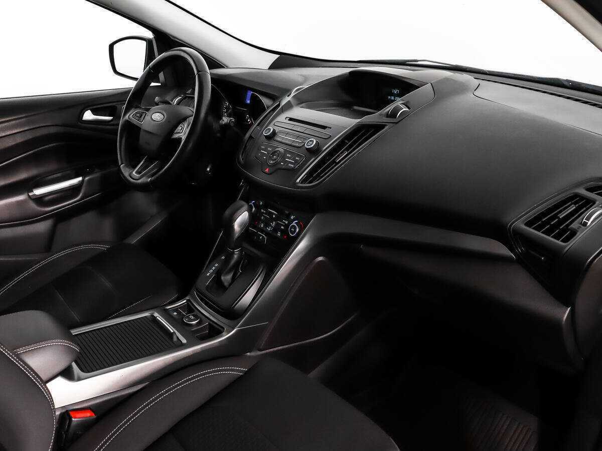 Купить Ford Kuga с пробегом. Фото: #11