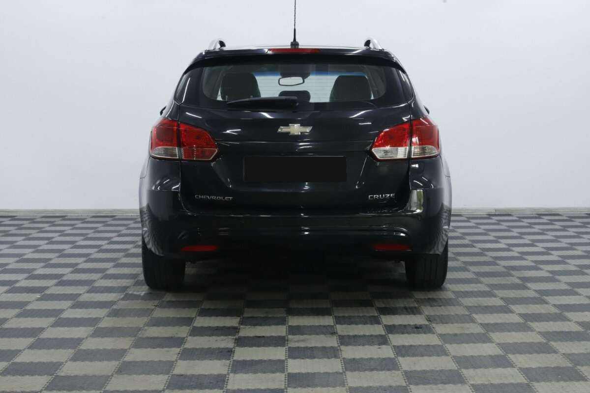 Купить Chevrolet Cruze с пробегом. Фото: #4