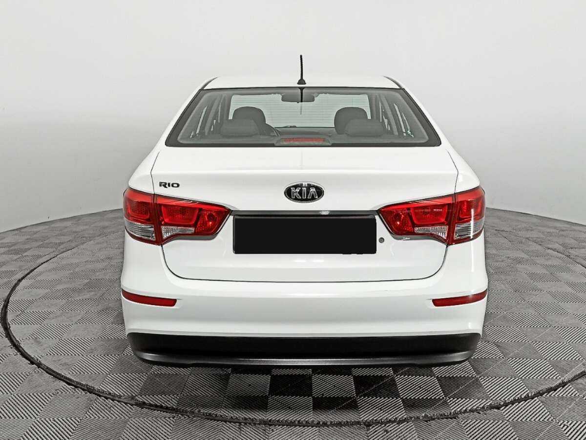 Купить Kia Rio с пробегом. Фото: #4
